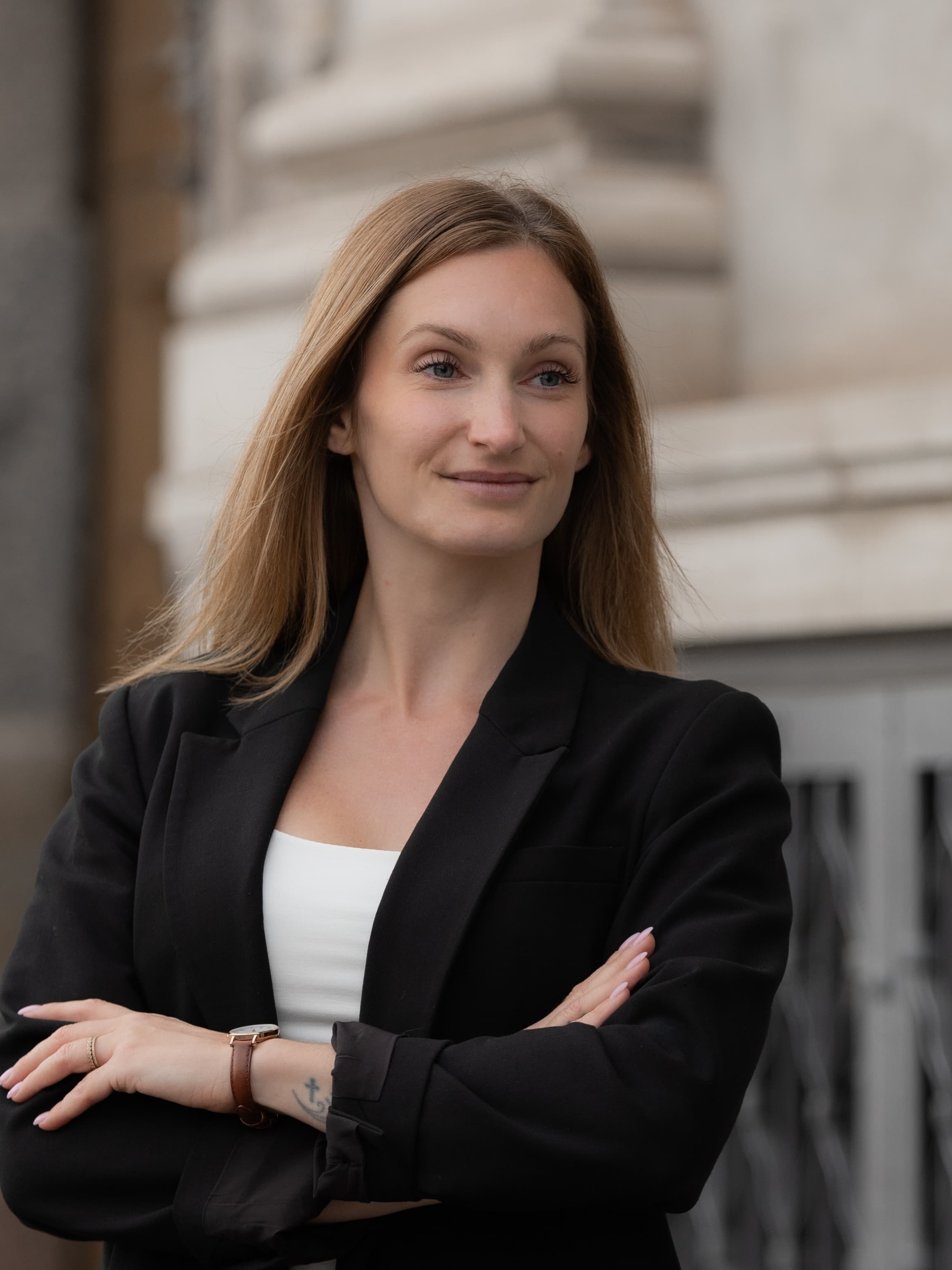 Anja Lehmann fra Socials Agency, der arbejder med Instagram og SoMe Management, portrætfoto til blogindlægget om content strategi